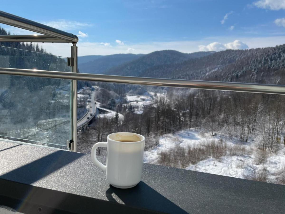Romantic Jacuzzi Chic Apartment Sinaia Exteriör bild